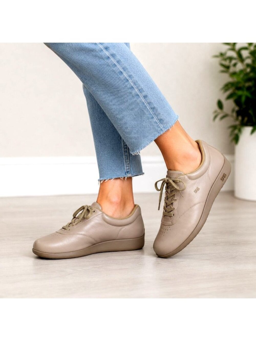 Walking Shoes Comfort Taupe Leather Lace-Up Support Sneakers SAS Women Size 10N